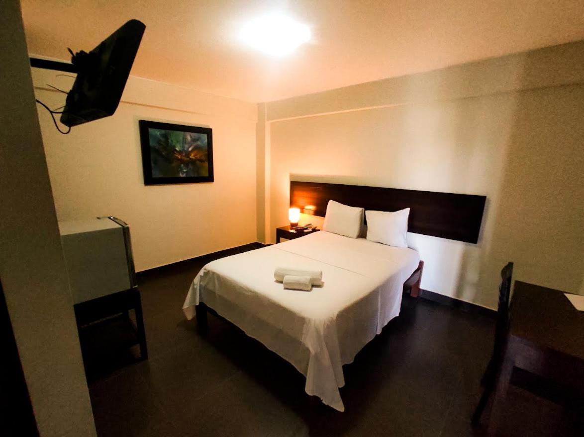 Hotel Boulevard Plaza Пукальпа Экстерьер фото