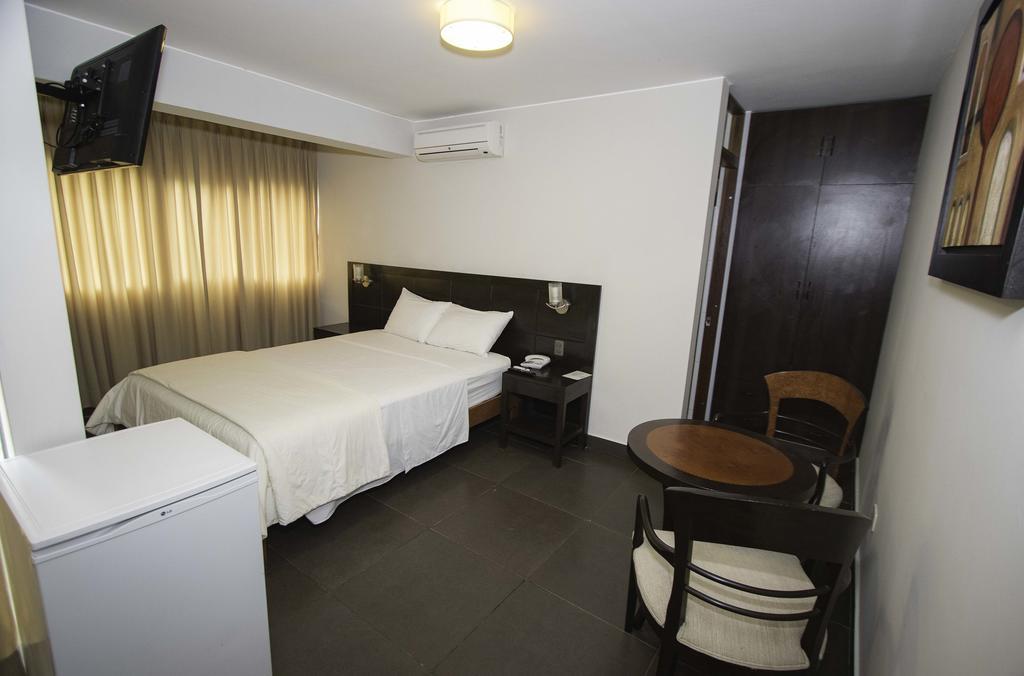 Hotel Boulevard Plaza Пукальпа Экстерьер фото